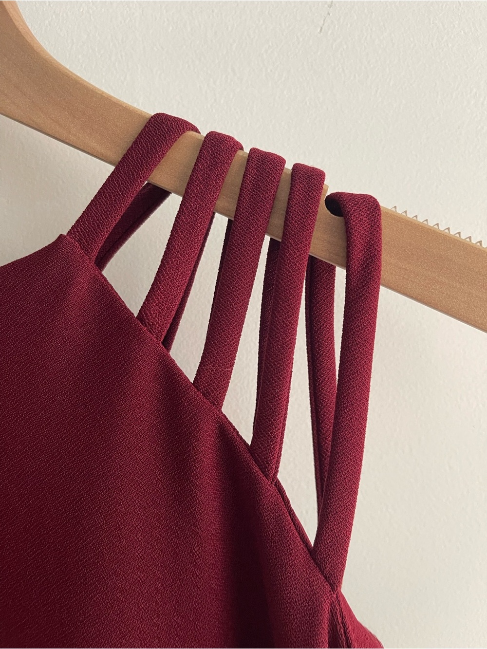 Burgundy Strappy Halter Tank Top Size S Minimalist Cami Summer Casual Clean Girl - Picture 7 of 10